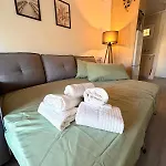 Bonito Estudio Con Terraza, Cerca De La Playa Benalmádena