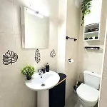 Bonito Estudio Con Terraza, Cerca De La Playa *