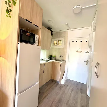 Bonito Estudio Con Terraza, Cerca De La Playa