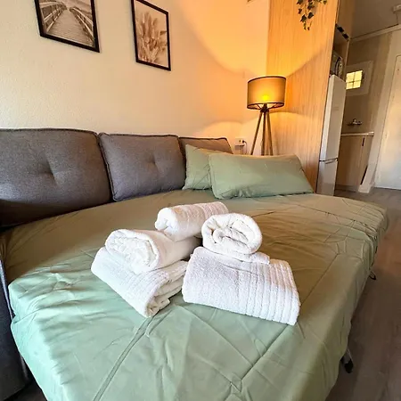 Bonito Estudio Con Terraza, Cerca De La Playa Benalmádena