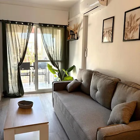 Apartment Bonito Estudio Con Terraza, Cerca De La Playa *