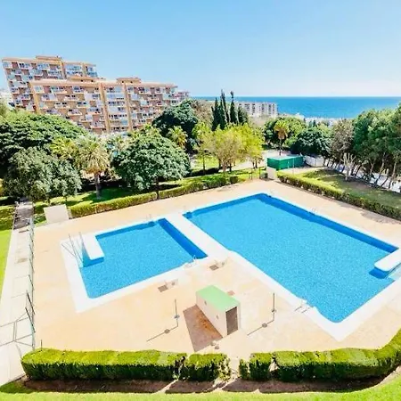 Bonito Estudio Con Terraza, Cerca De La Playa Benalmádena