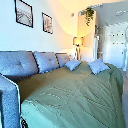 Bonito Estudio Con Terraza, Cerca De La Playa * Benalmádena